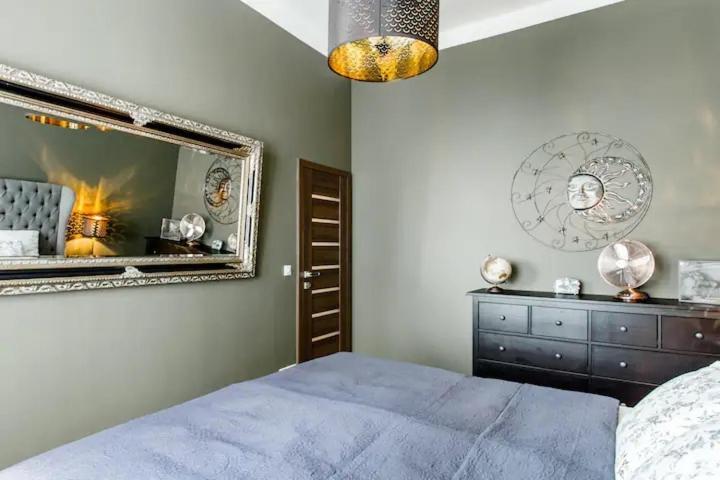 Luxury Apartment At Prague City Centre Andel! Ngoại thất bức ảnh